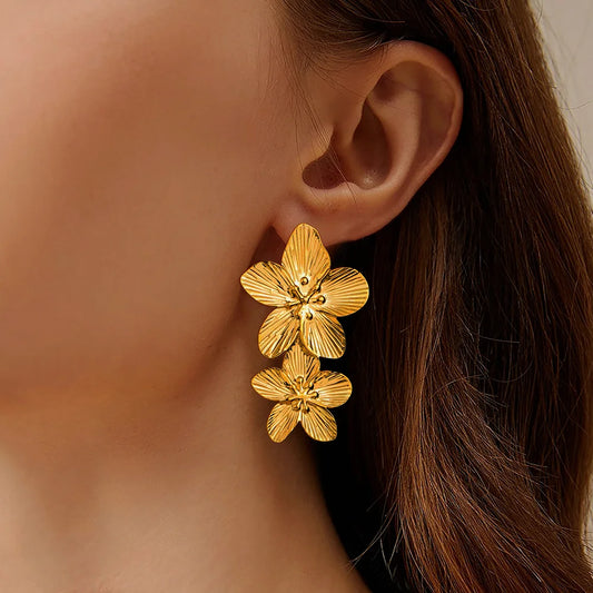 Brinco dupla flor Dourado